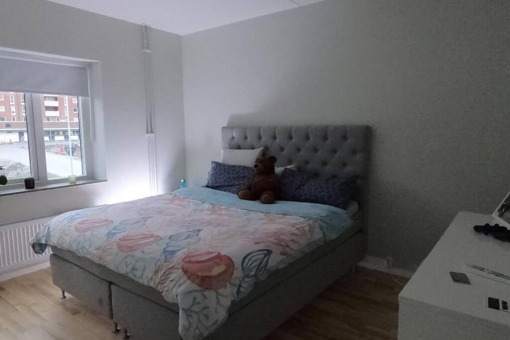 Homestay - Private Room In An Apartment ヨーテボリ エクステリア 写真