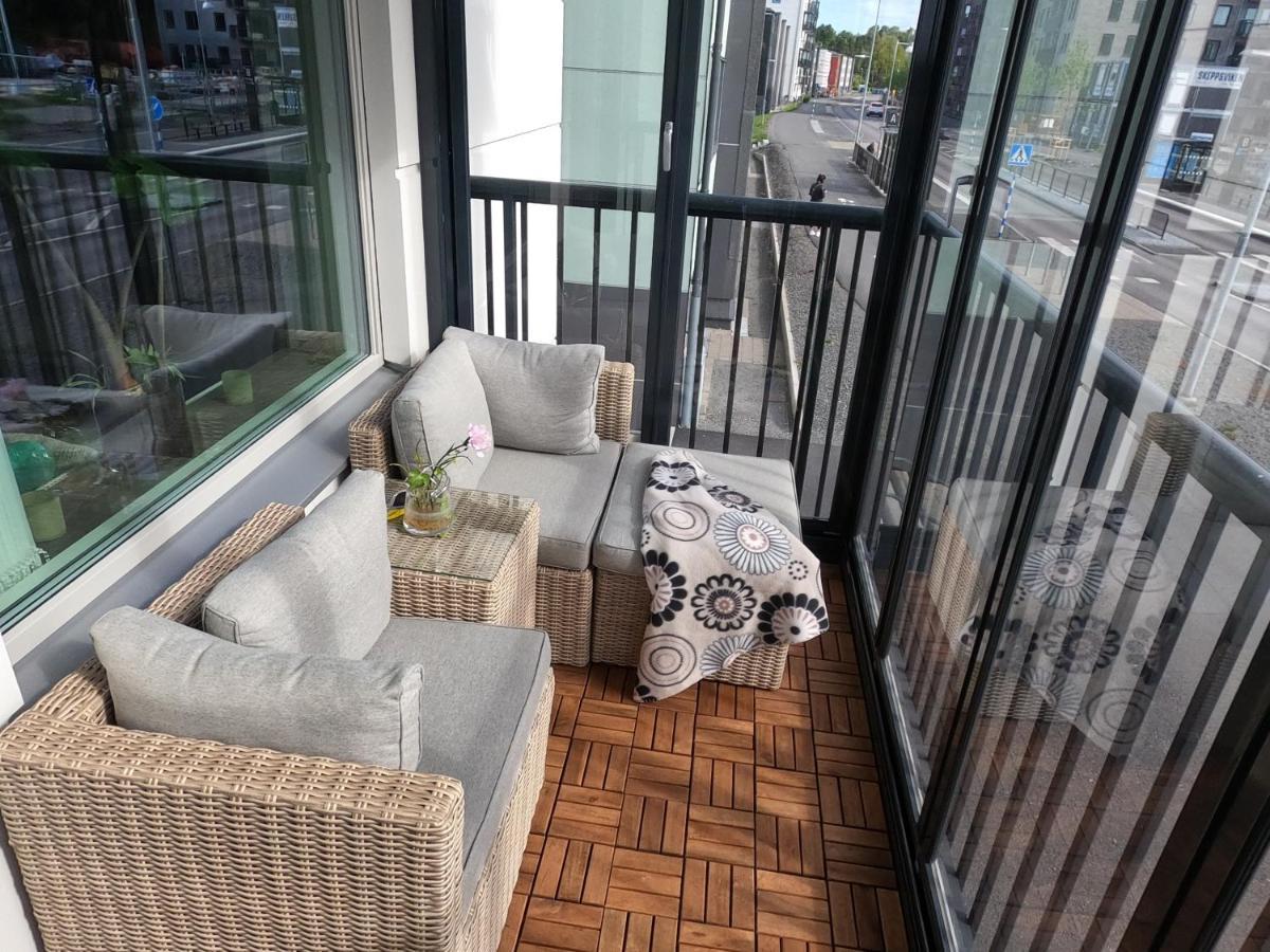 Homestay - Private Room In An Apartment ヨーテボリ エクステリア 写真